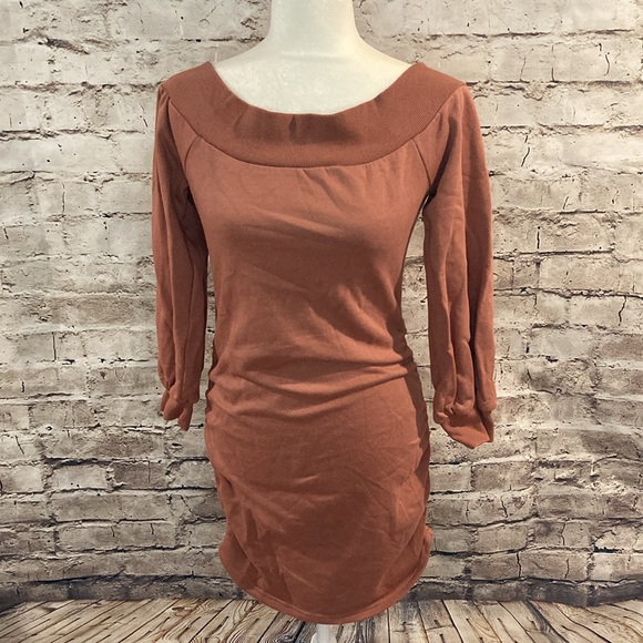 NWOT- Le Lis Collection- Salmon Off Shoulder Ruched Side French Terry Dress - Picture 6 of 7